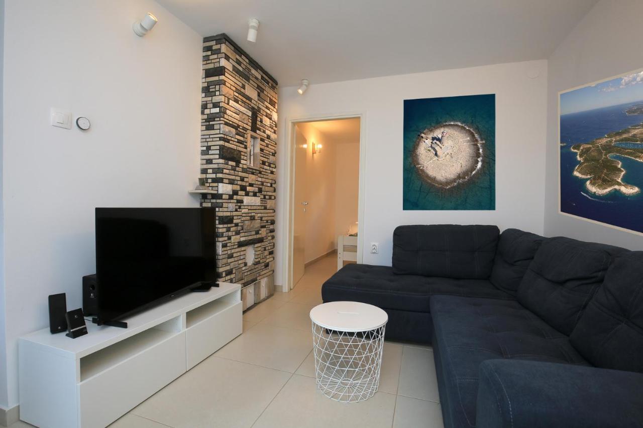 Apartmani Nena I Branko Premantura Eksteriør bilde